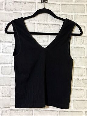 Seven sisters Black V-Neck Ribbed Tank Top - Women- see measurement
